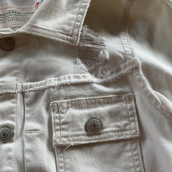 Marc by Marc Jacobs Alexa white distressed cotton jean jacket size medium - Picture 6 of 16